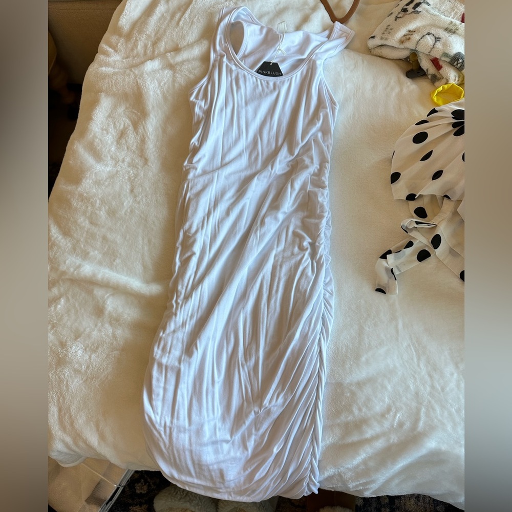 Pink Blush white dress size medium (M)